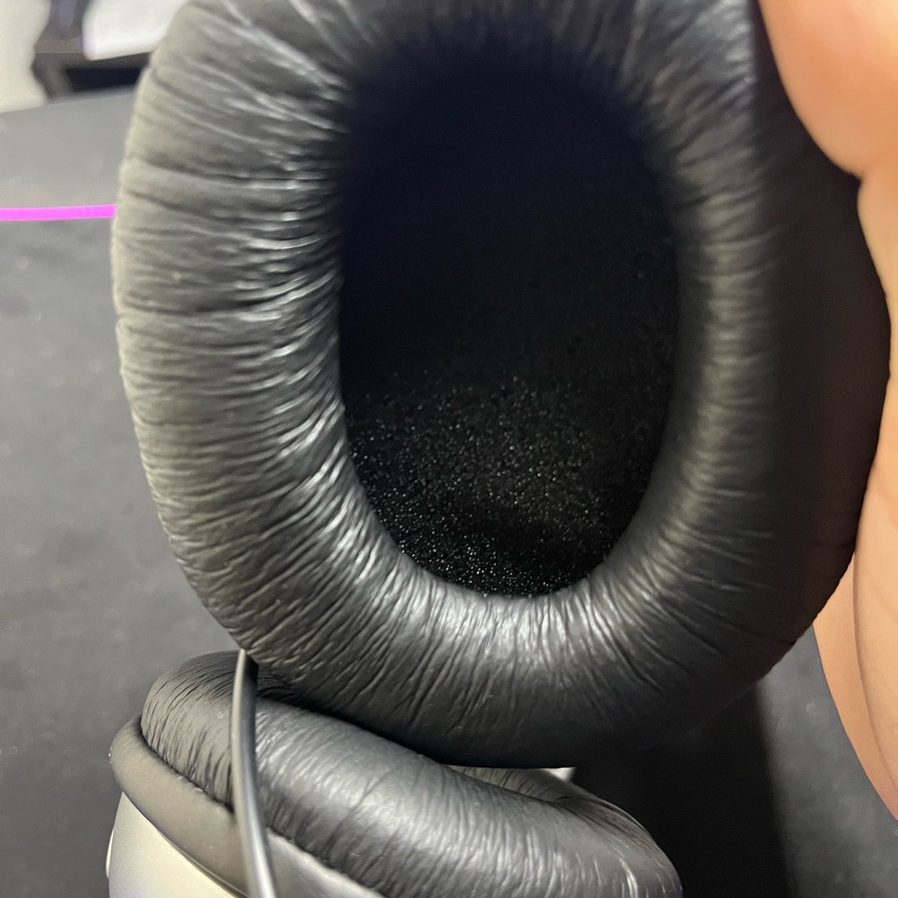 HPS300 high performance studio headphones - Picture 4 of 8